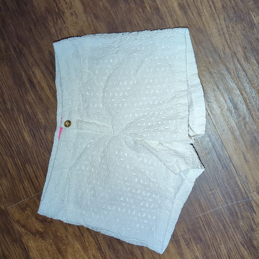 Lilly Pulitzer Eyelet Callahan shorts